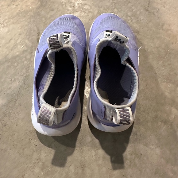 Girls Nike flex size 13 - Picture 4 of 5